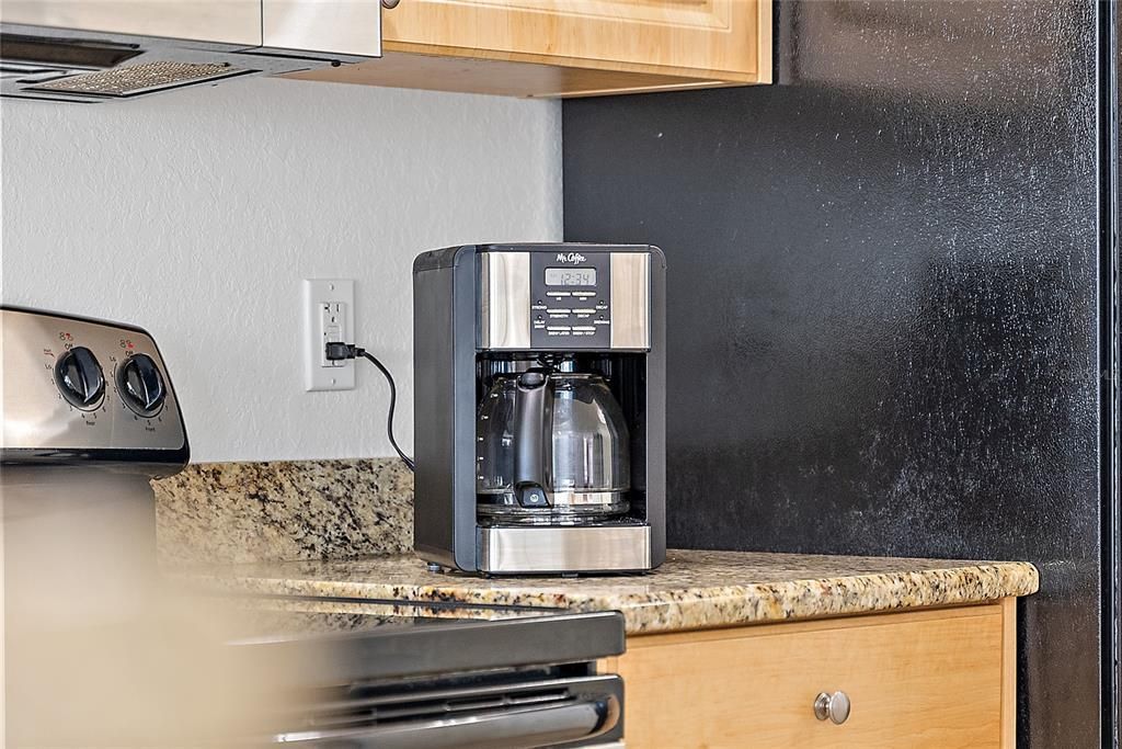 待售: $525,000 (2 贝兹, 2 浴室, 914 平方英尺)