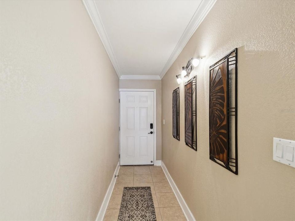 待售: $398,000 (1 贝兹, 1 浴室, 798 平方英尺)