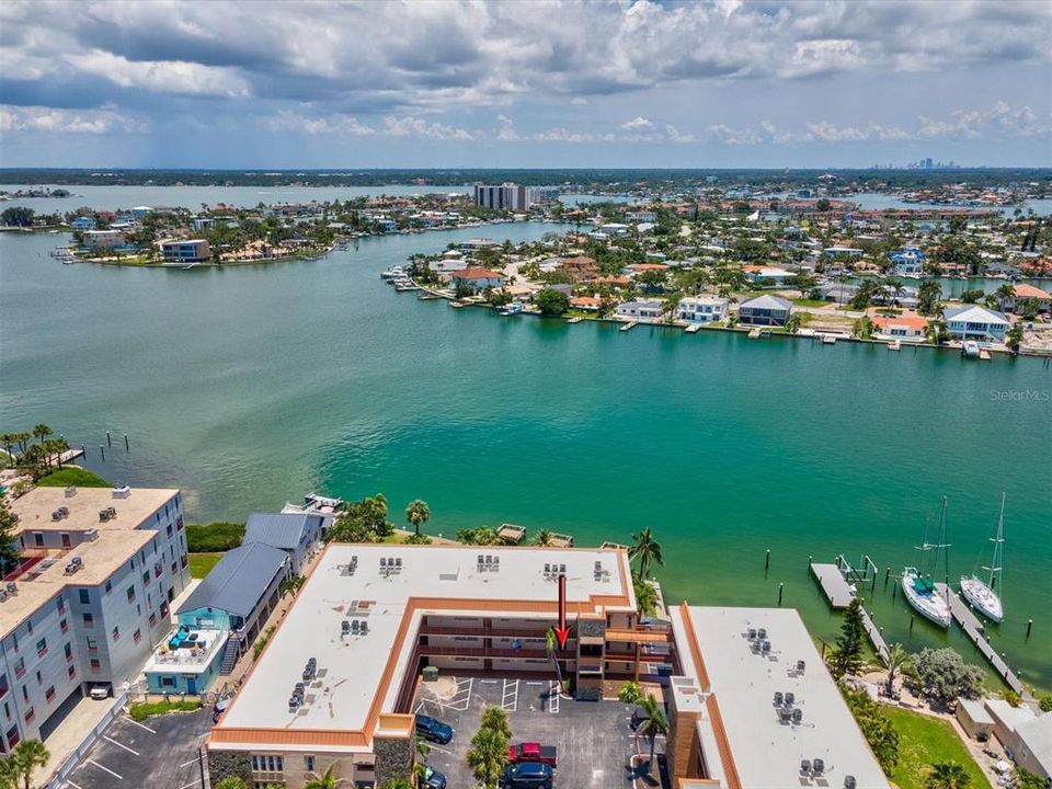 待售: $398,000 (1 贝兹, 1 浴室, 798 平方英尺)