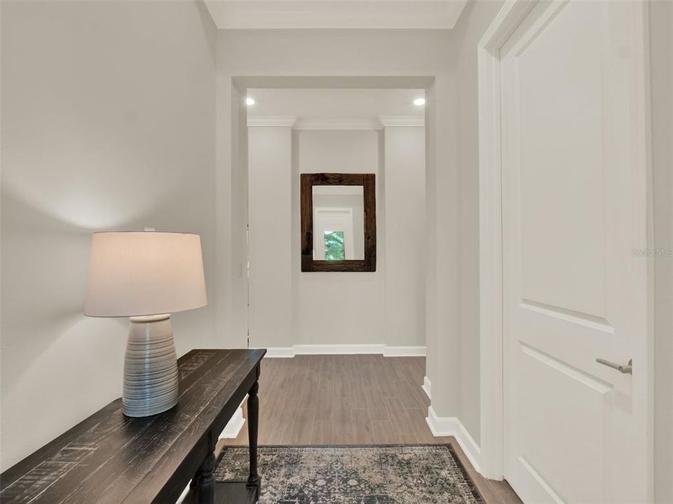 En Venta: $659,900 (4 camas, 3 baños, 2614 Pies cuadrados)