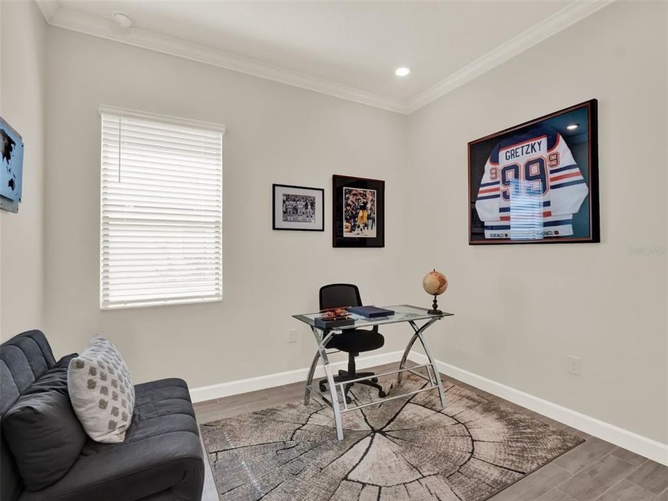 En Venta: $659,900 (4 camas, 3 baños, 2614 Pies cuadrados)