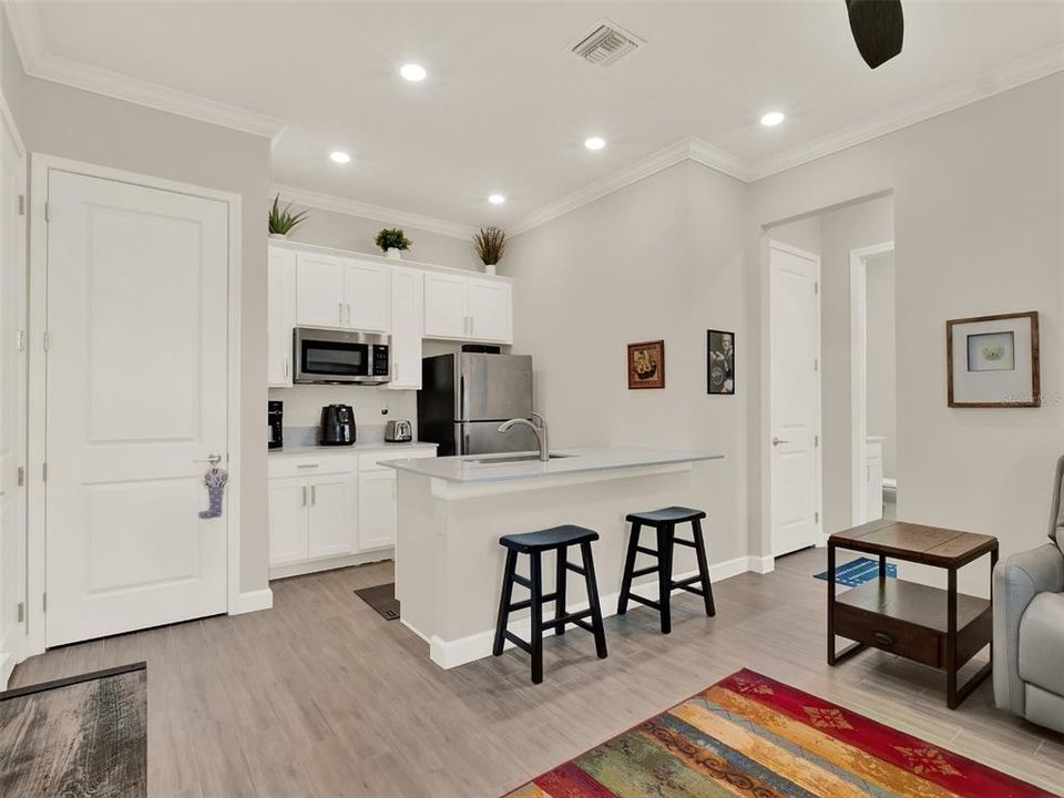 En Venta: $659,900 (4 camas, 3 baños, 2614 Pies cuadrados)