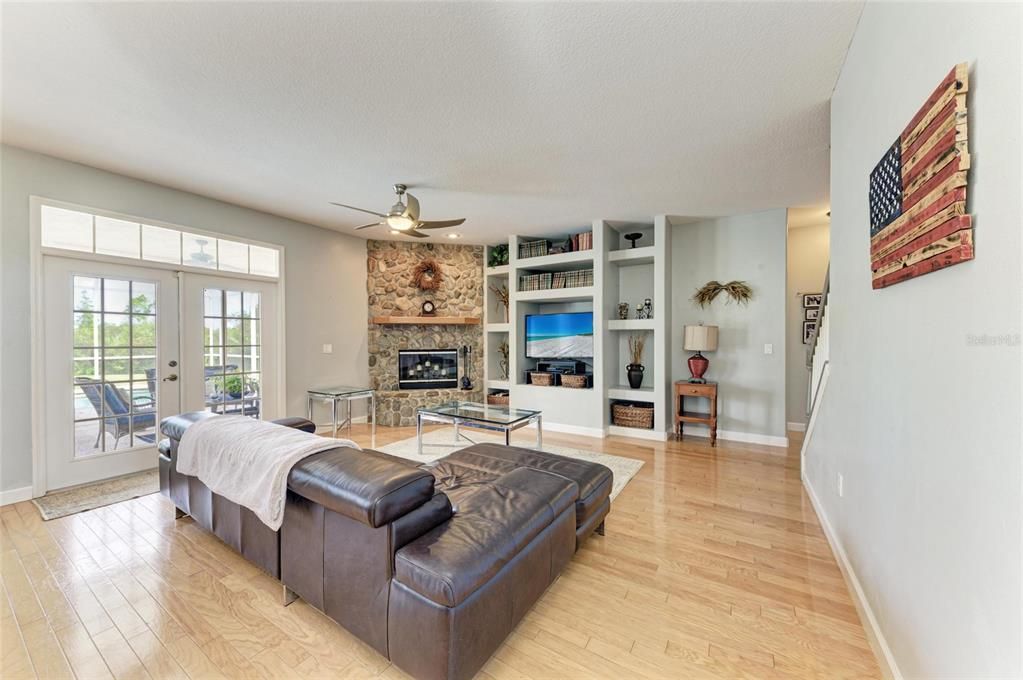 For Sale: $1,246,400 (5 beds, 3 baths, 3232 Square Feet)