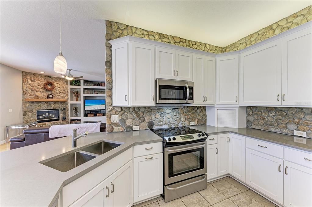 For Sale: $1,246,400 (5 beds, 3 baths, 3232 Square Feet)