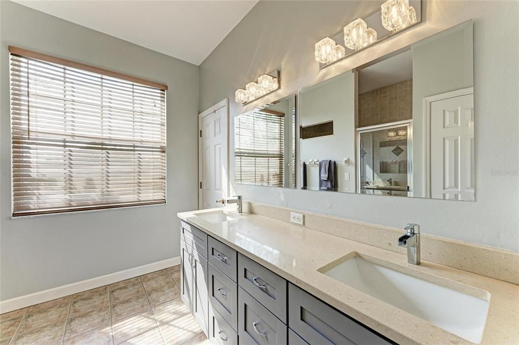 For Sale: $1,246,400 (5 beds, 3 baths, 3232 Square Feet)