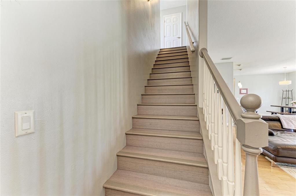 For Sale: $1,246,400 (5 beds, 3 baths, 3232 Square Feet)