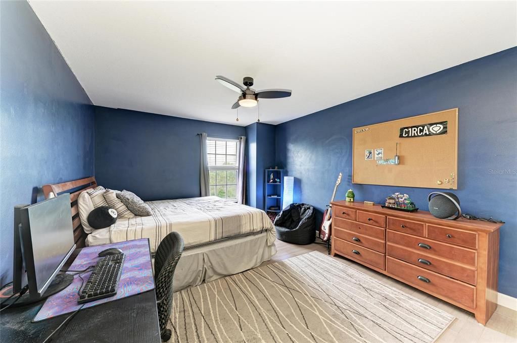 For Sale: $1,246,400 (5 beds, 3 baths, 3232 Square Feet)