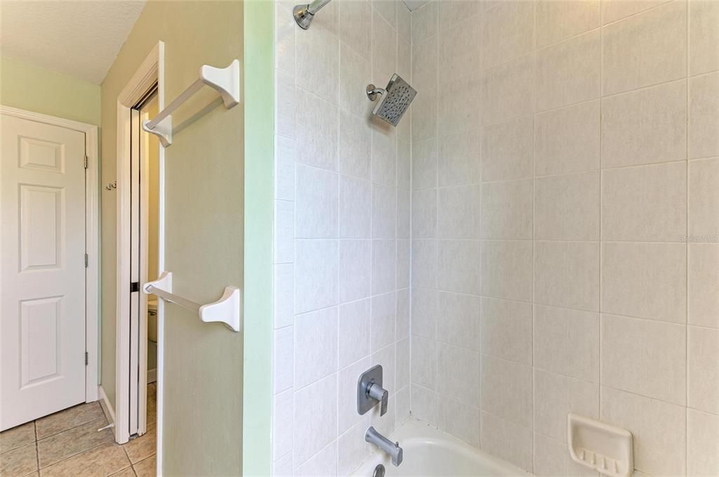 For Sale: $1,246,400 (5 beds, 3 baths, 3232 Square Feet)