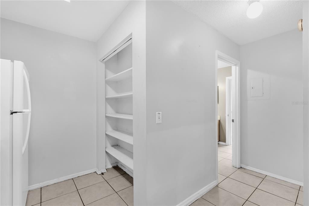 Activo con contrato: $125,000 (1 camas, 1 baños, 742 Pies cuadrados)