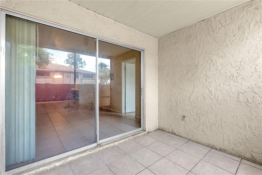 Activo con contrato: $125,000 (1 camas, 1 baños, 742 Pies cuadrados)