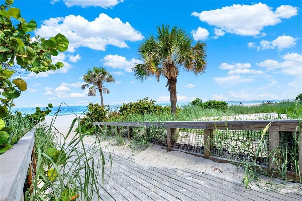 待售: $4,485,000 (14 贝兹, 0 浴室, 8575 平方英尺)