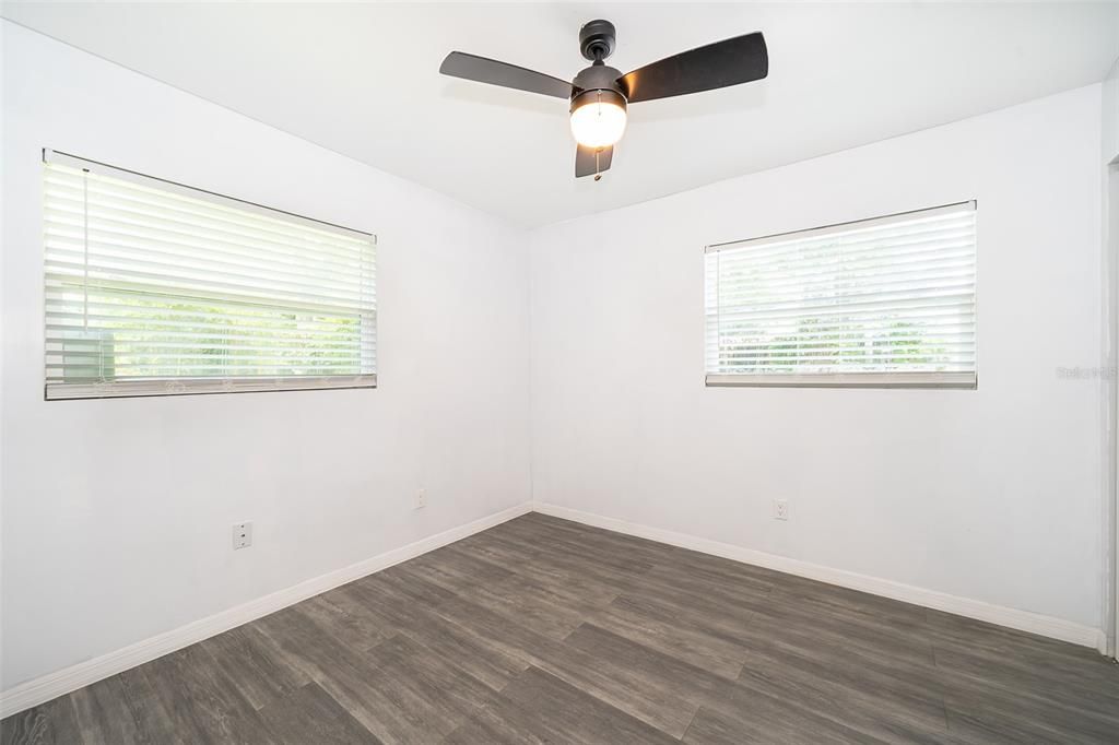 Active With Contract: $279,000 (2 beds, 1 baths, 1120 Square Feet)