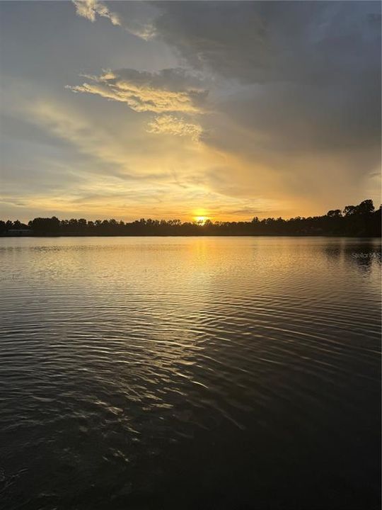 待售: $199,000 (2.67 acres)