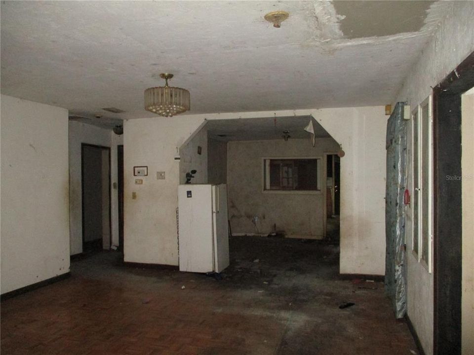 Active With Contract: $70,500 (3 beds, 2 baths, 1696 Square Feet)