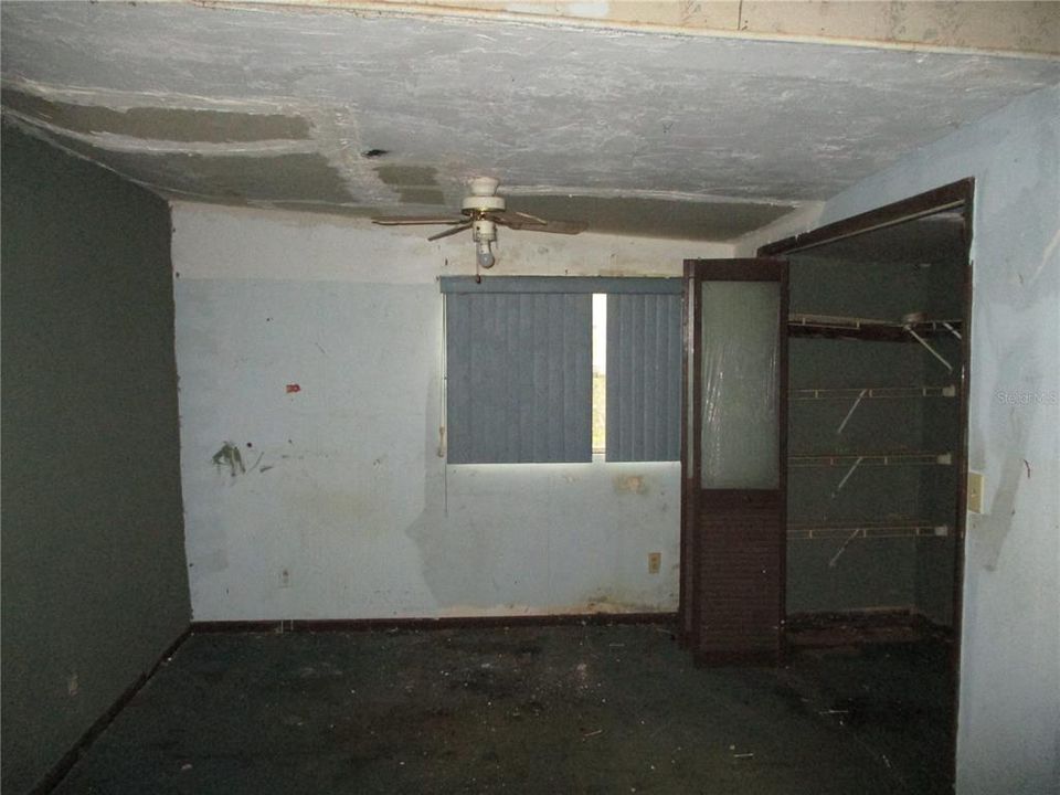 Active With Contract: $70,500 (3 beds, 2 baths, 1696 Square Feet)