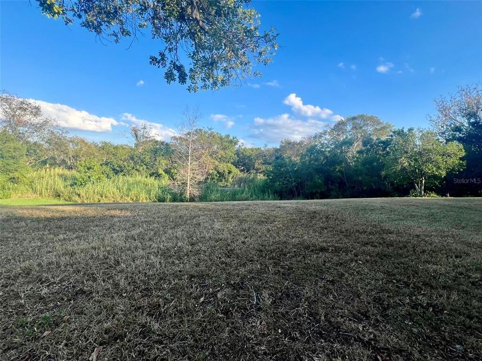 Под контрактом: $159,000 (2 спален, 1 ванн, 812 Квадратных фут)