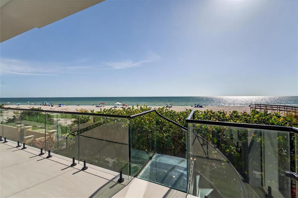 For Sale: $8,999,899 (5 beds, 5 baths, 5198 Square Feet)