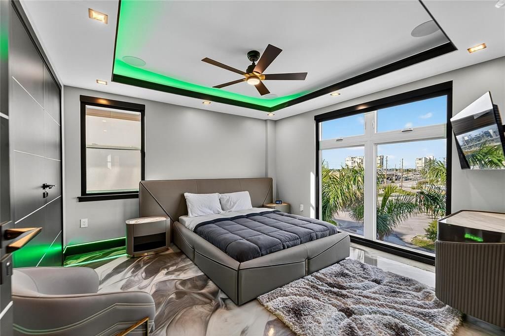 For Sale: $8,999,899 (5 beds, 5 baths, 5198 Square Feet)