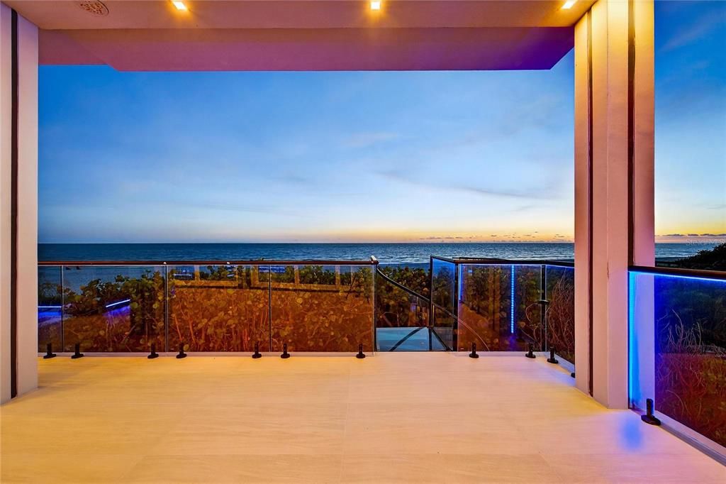 For Sale: $8,999,899 (5 beds, 5 baths, 5198 Square Feet)