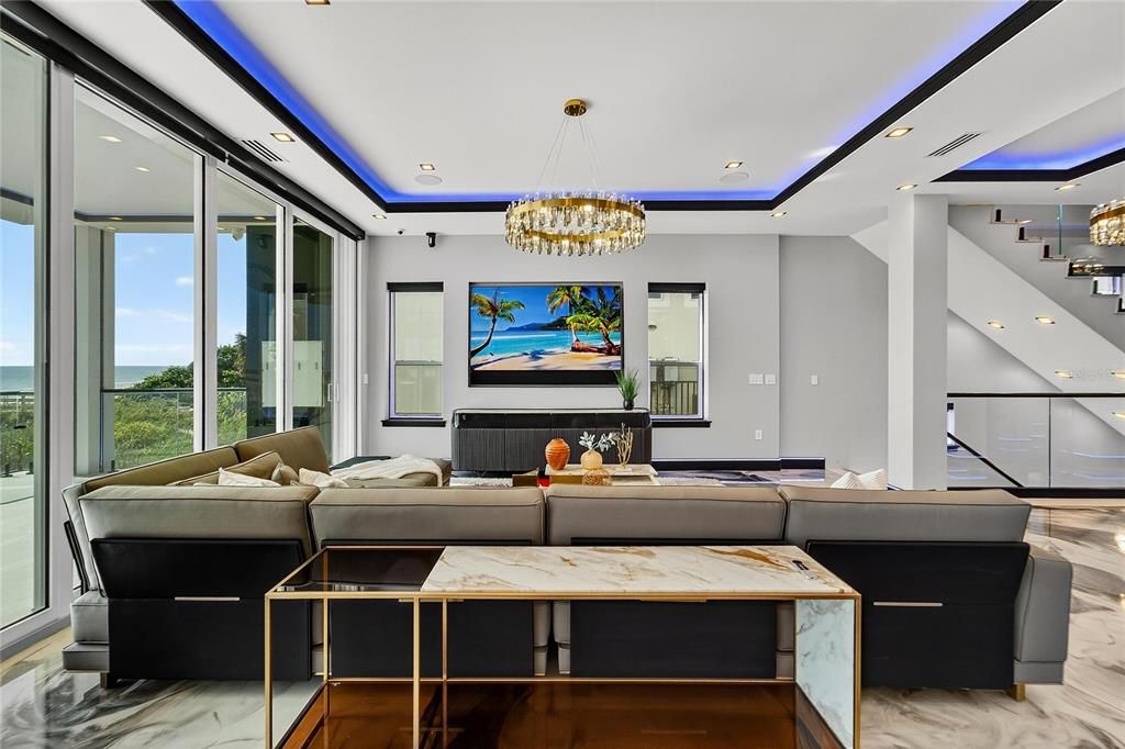 For Sale: $8,999,899 (5 beds, 5 baths, 5198 Square Feet)