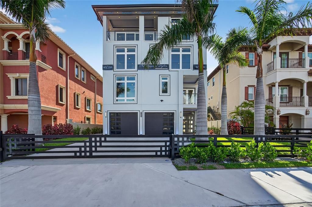 For Sale: $8,999,899 (5 beds, 5 baths, 5198 Square Feet)