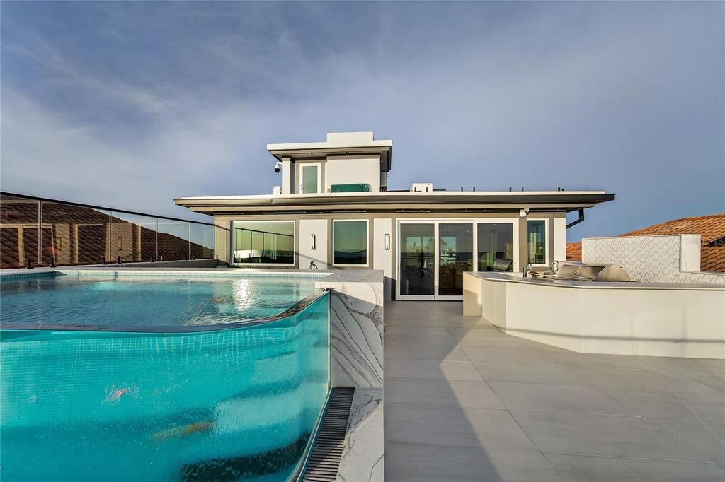 For Sale: $8,999,899 (5 beds, 5 baths, 5198 Square Feet)