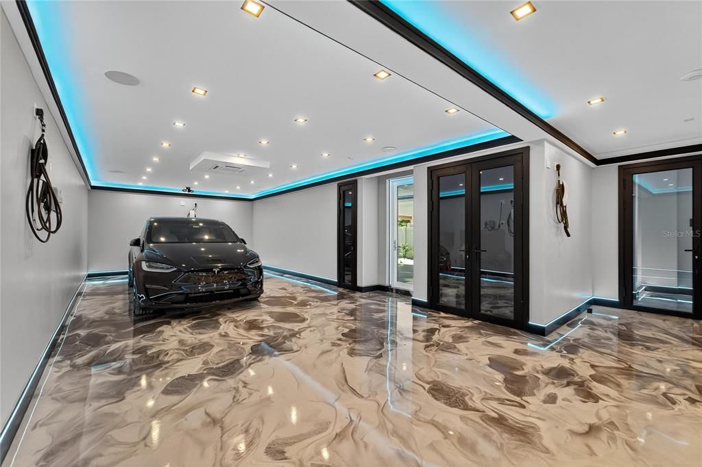 For Sale: $8,999,899 (5 beds, 5 baths, 5198 Square Feet)