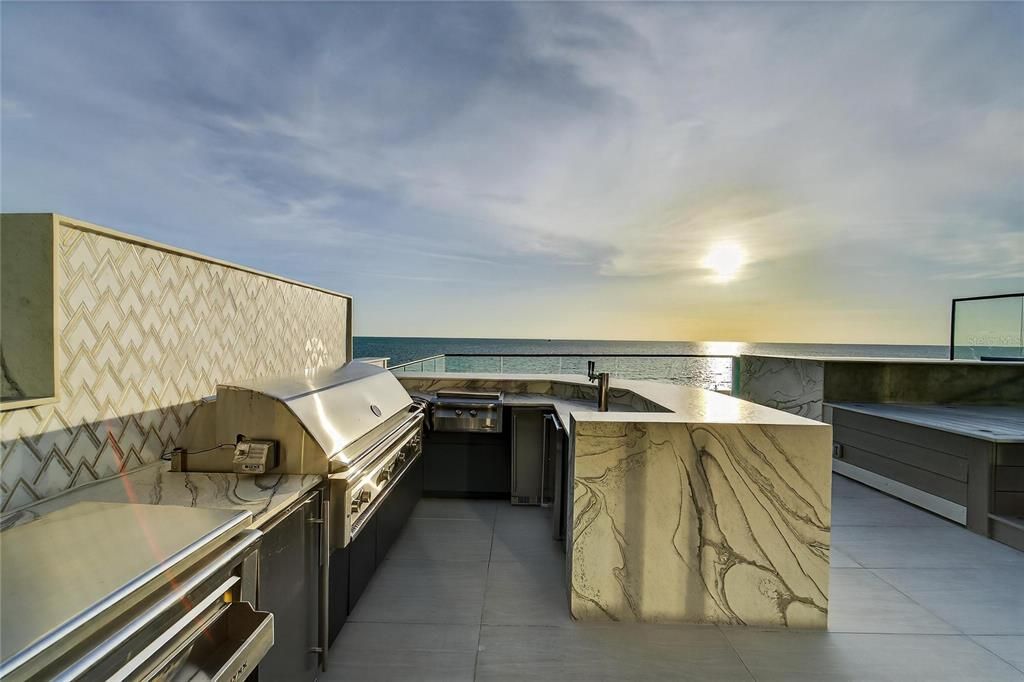 For Sale: $8,999,899 (5 beds, 5 baths, 5198 Square Feet)