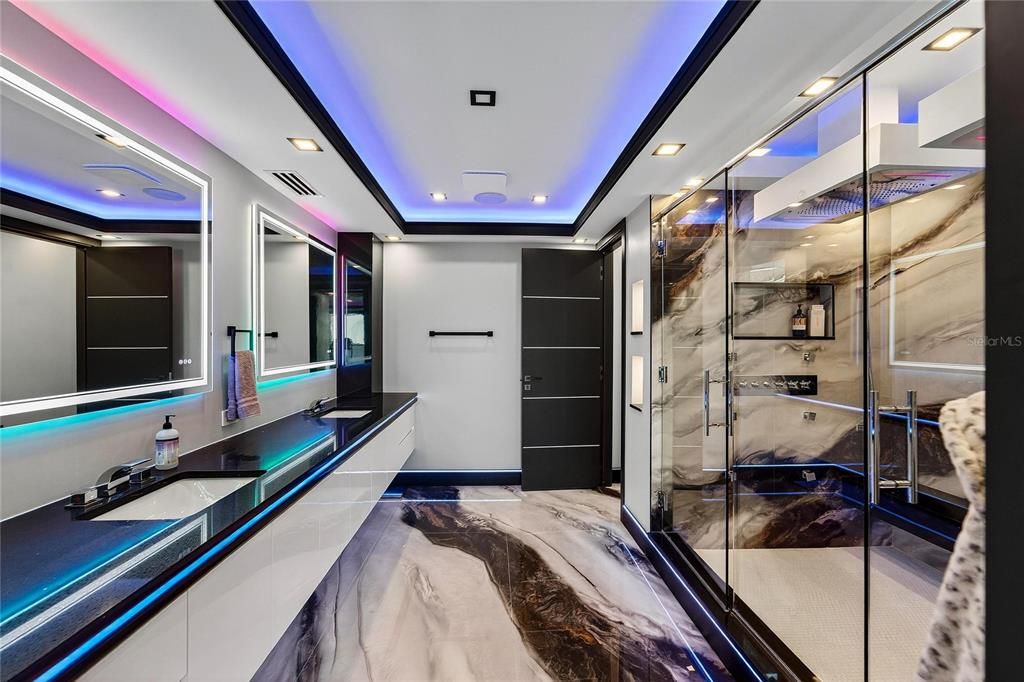 For Sale: $8,999,899 (5 beds, 5 baths, 5198 Square Feet)