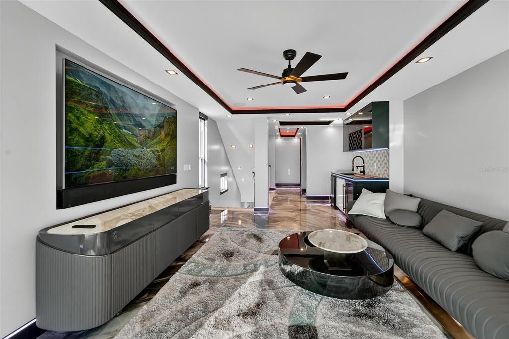 For Sale: $8,999,899 (5 beds, 5 baths, 5198 Square Feet)