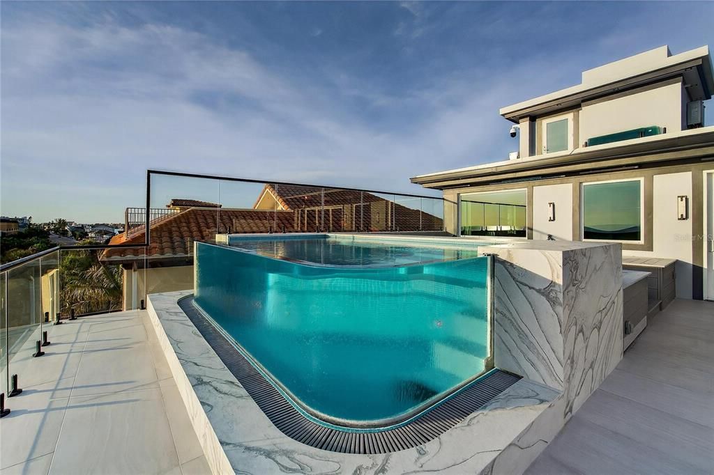 For Sale: $8,999,899 (5 beds, 5 baths, 5198 Square Feet)