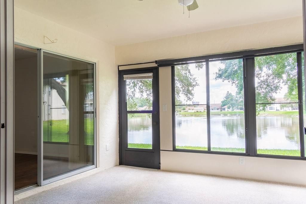 For Sale: $130,000 (2 beds, 2 baths, 1114 Square Feet)