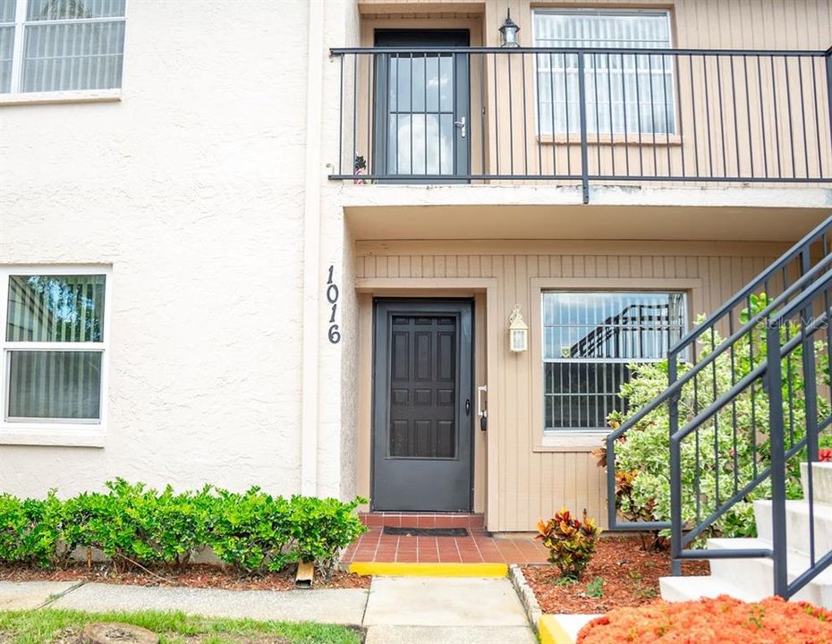 For Sale: $130,000 (2 beds, 2 baths, 1114 Square Feet)