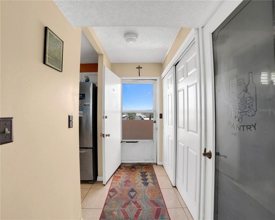 Active With Contract: $150,000 (2 beds, 2 baths, 1050 Square Feet)