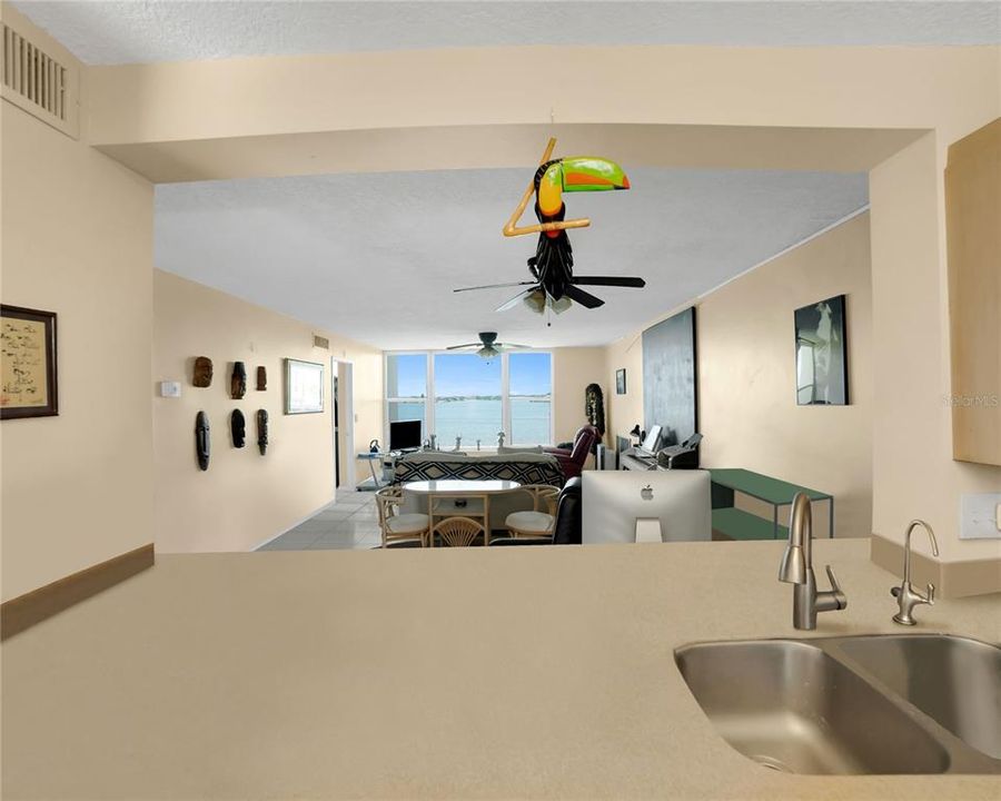 Active With Contract: $150,000 (2 beds, 2 baths, 1050 Square Feet)