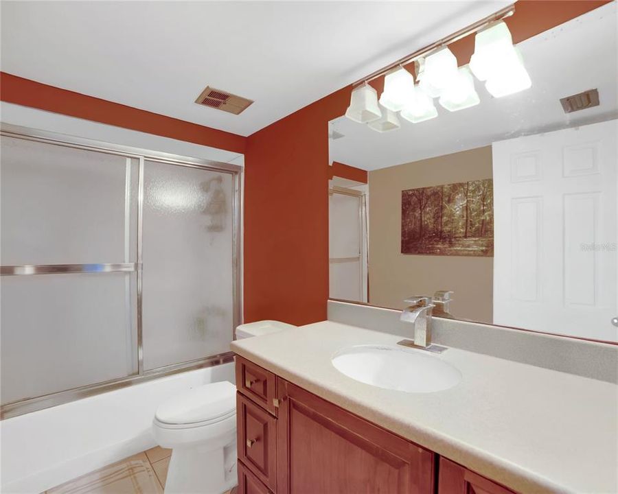 Active With Contract: $150,000 (2 beds, 2 baths, 1050 Square Feet)