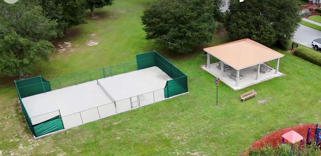 合同活跃: $69,990 (0.30 acres)