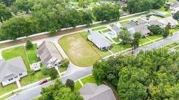 合同活跃: $69,990 (0.30 acres)