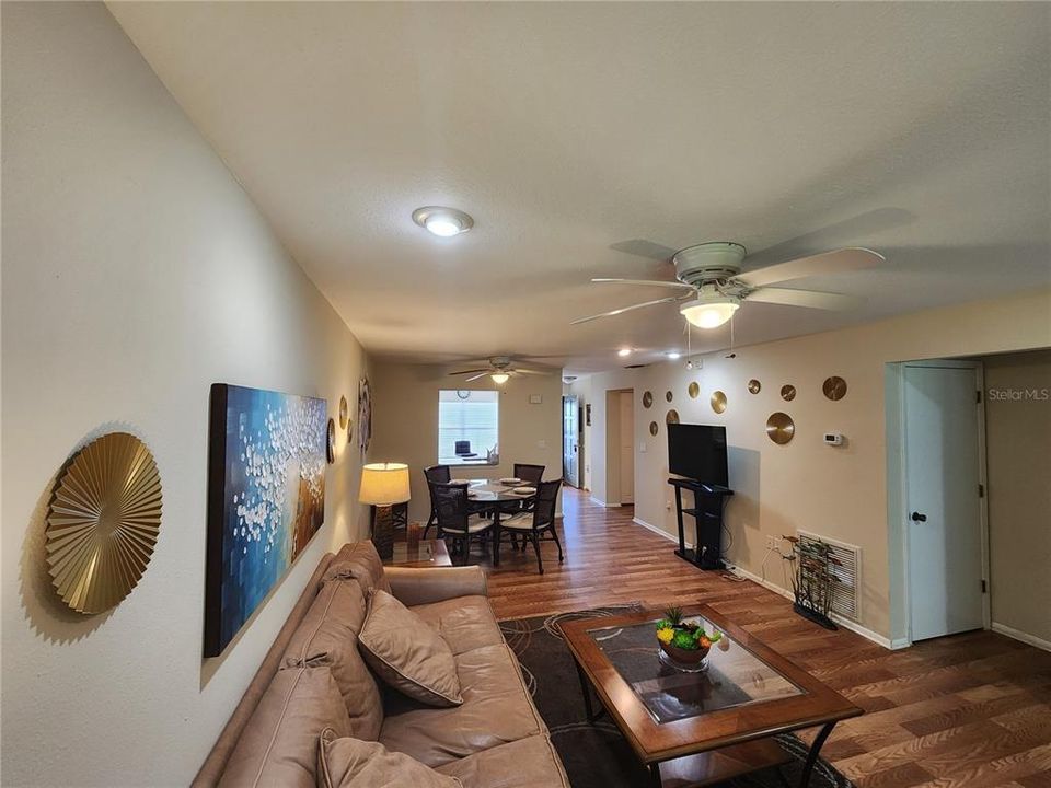 Active With Contract: $139,000 (2 beds, 2 baths, 1135 Square Feet)