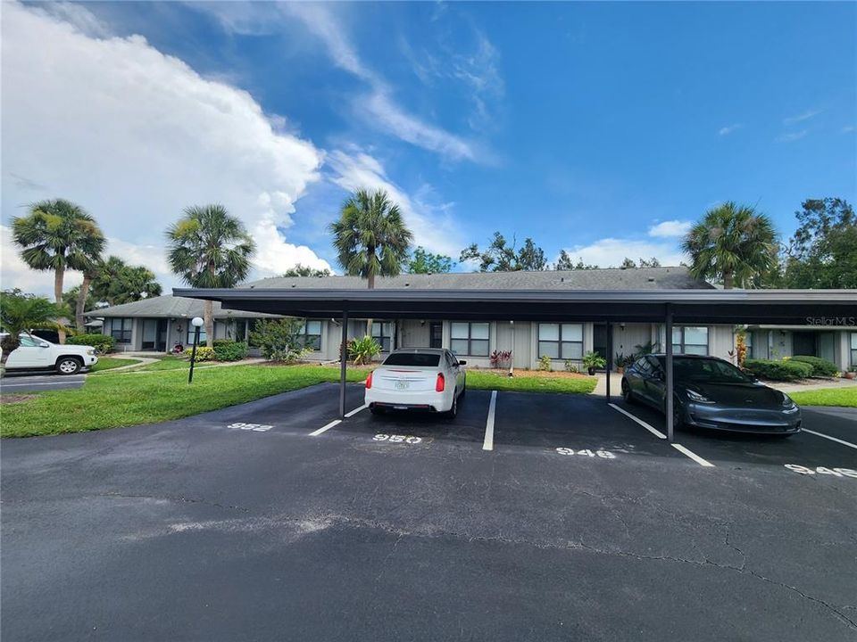 Active With Contract: $139,000 (2 beds, 2 baths, 1135 Square Feet)