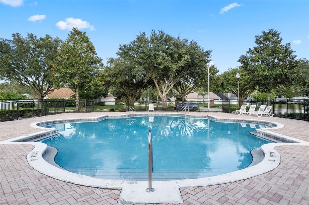 待售: $308,000 (3 贝兹, 2 浴室, 1282 平方英尺)