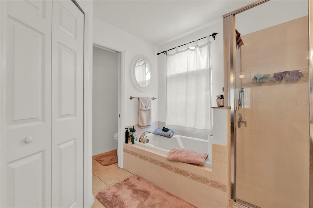 待售: $308,000 (3 贝兹, 2 浴室, 1282 平方英尺)