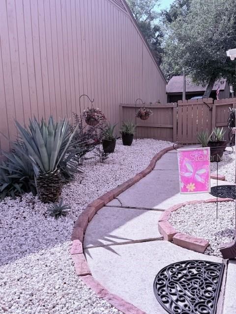 For Sale: $289,900 (3 beds, 2 baths, 2063 Square Feet)