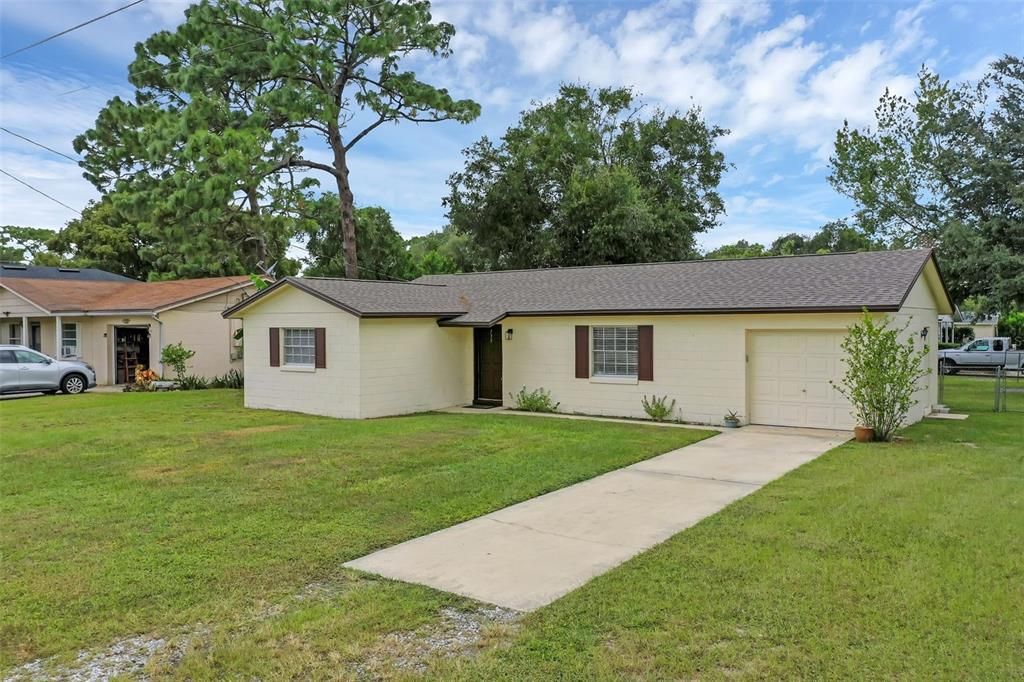 Activo con contrato: $308,000 (3 camas, 2 baños, 1095 Pies cuadrados)