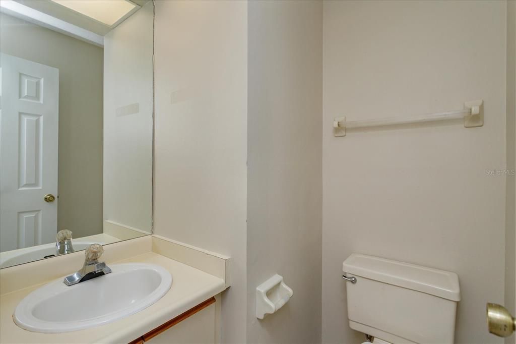 Activo con contrato: $1,597 (2 camas, 2 baños, 1031 Pies cuadrados)