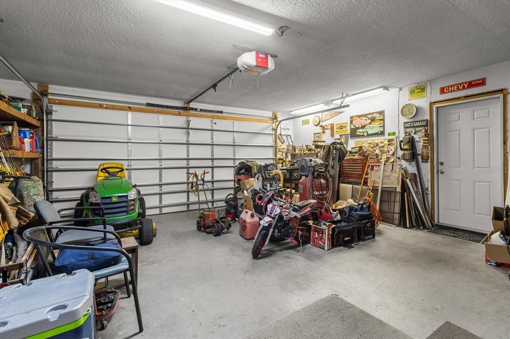 En Venta: $349,900 (3 camas, 2 baños, 2035 Pies cuadrados)