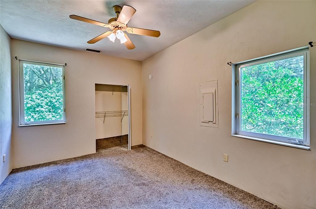 Active With Contract: $499,000 (3 beds, 2 baths, 1137 Square Feet)