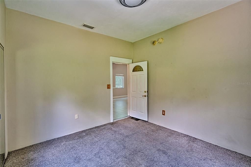 Active With Contract: $499,000 (3 beds, 2 baths, 1137 Square Feet)