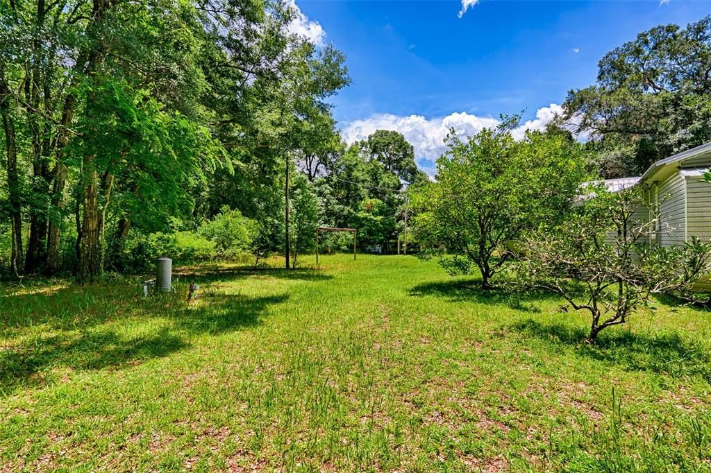 Active With Contract: $499,000 (3 beds, 2 baths, 1137 Square Feet)