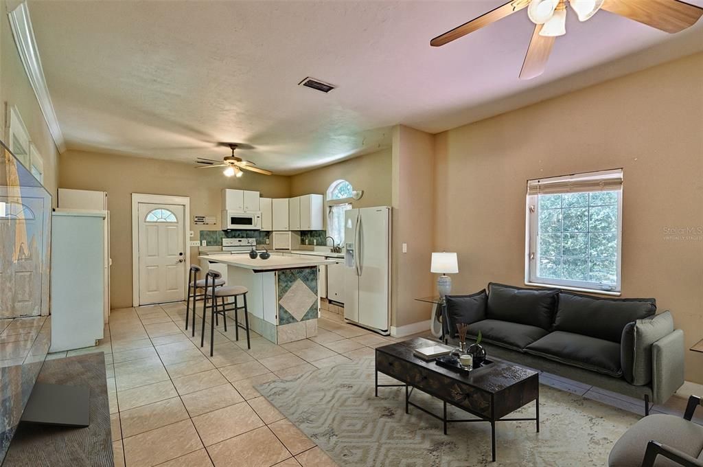 Active With Contract: $499,000 (3 beds, 2 baths, 1137 Square Feet)